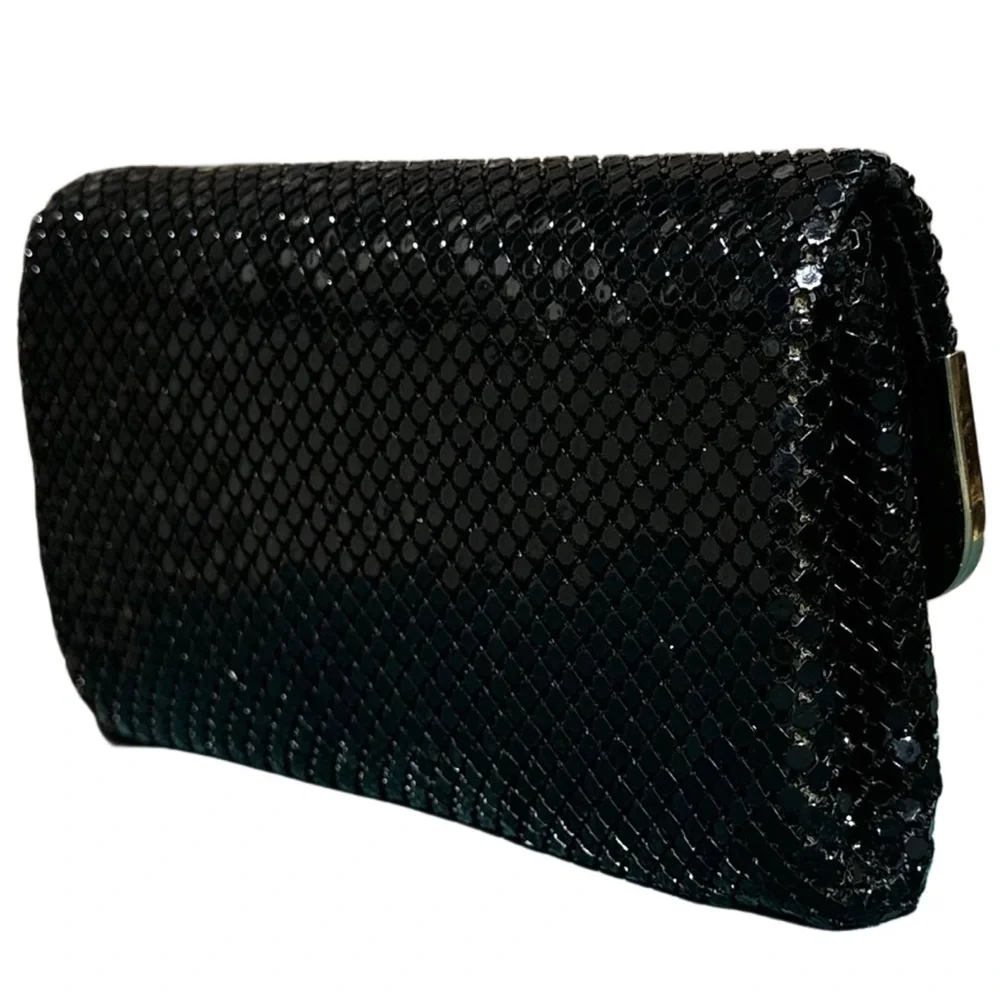 80’s LA REGAL LTD metal mesh clutch shoulder bag Elegant Black & gold trim